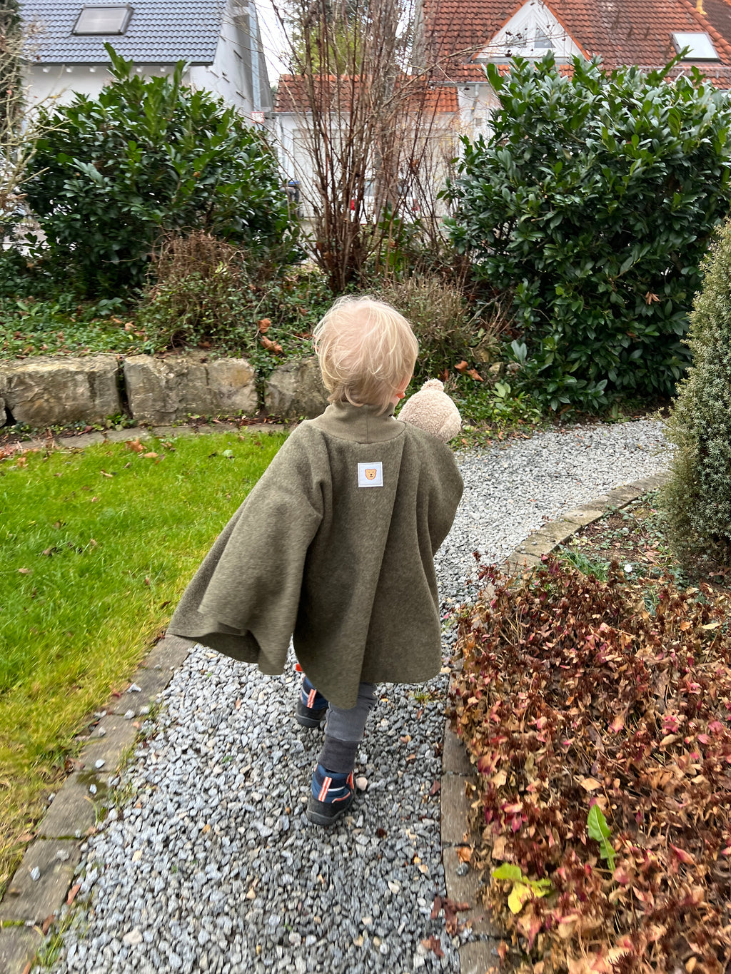 Walkponcho Schurwolle – Rückenansicht